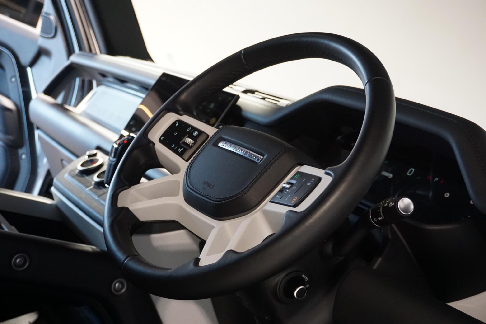 Land Rover Defender 110 3.0 D350 MHEV X-Dynamic HSE Hard Top SUV 5dr Diesel Auto 4WD MWB Euro 6 (s/s) (350 ps)